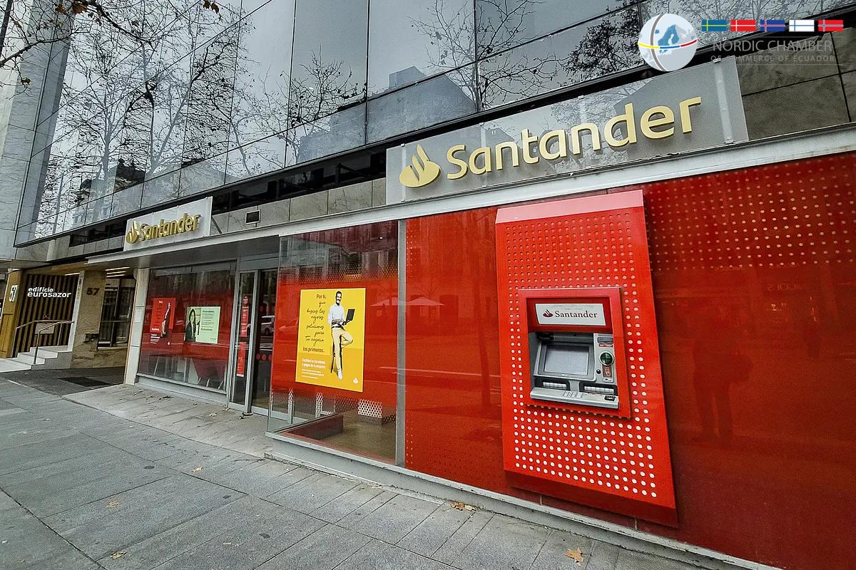 Santander suspende su oferta de productos ‘Mundo’ para no residentes